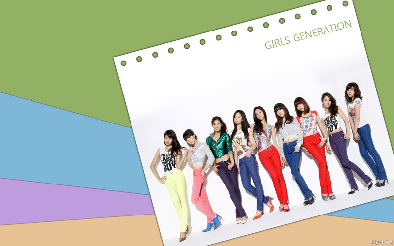 Girls Generation group photo