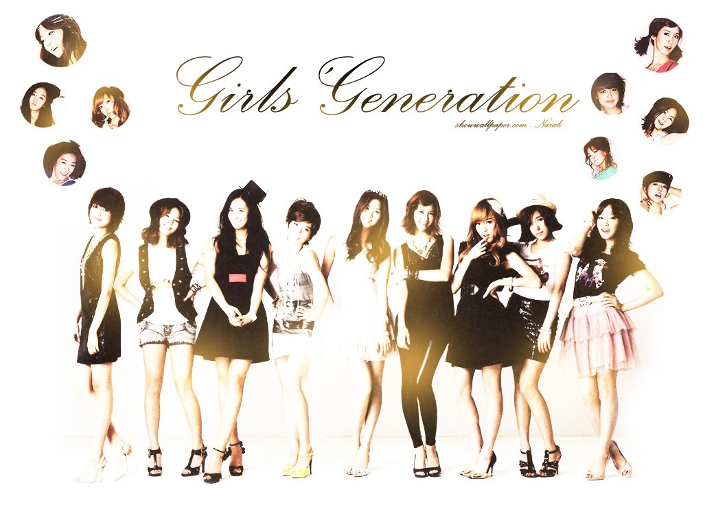Girls' Generation group photo
