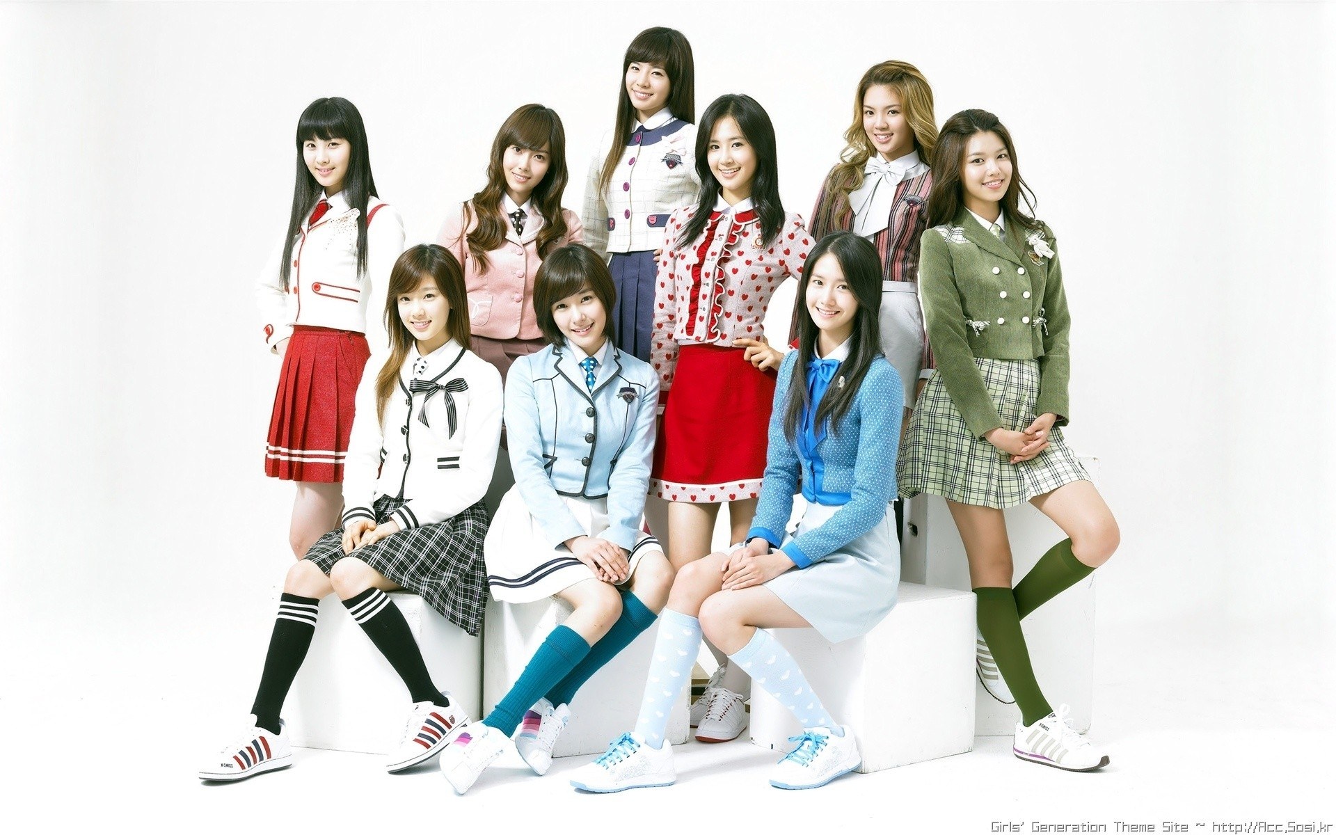 Girls' Generation group photo