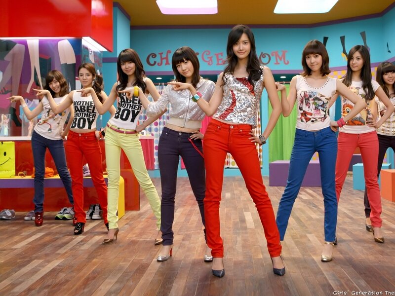 Girls' Generation in colorful outfits