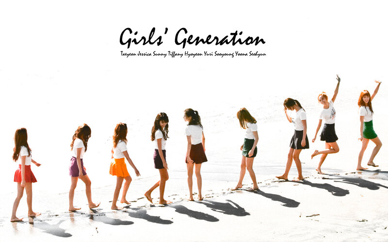Girls' Generation on the beach