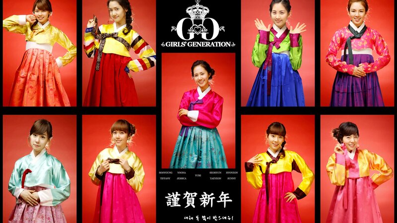 Girls in Traditional Korean Dresses
