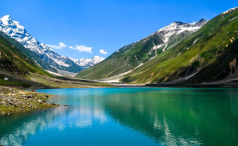 Glacial Lake in Mountain Valley — Blue, Serene