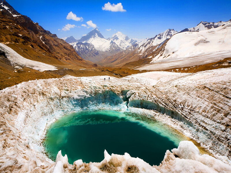 Glacial Lake in Mountains — Blue, Serene