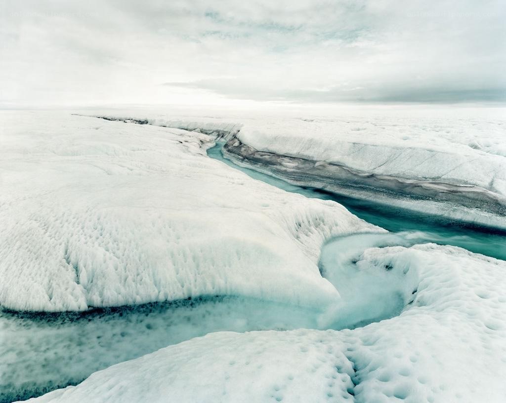 Glacial meltwater river