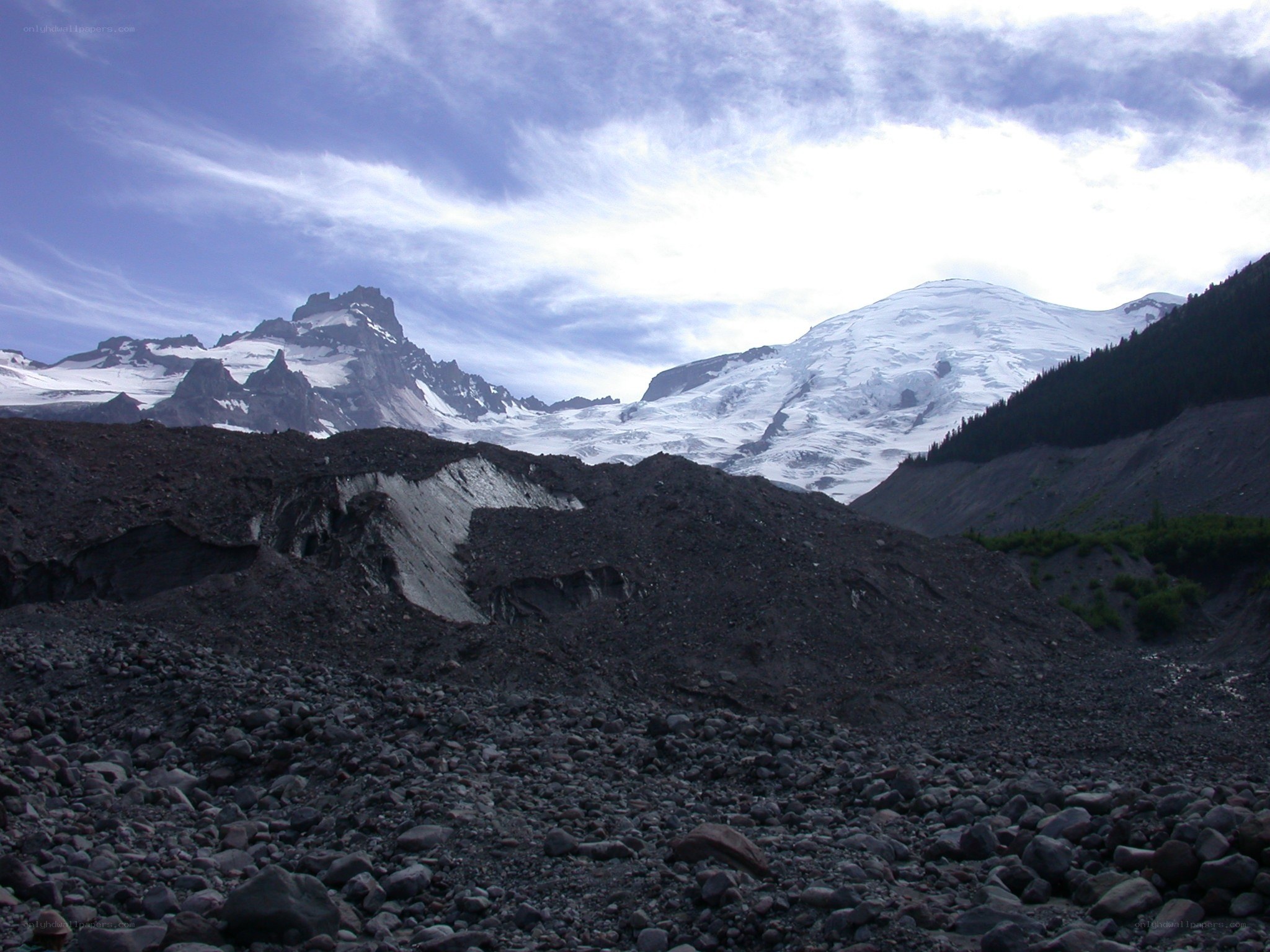Glacier and mountain landscape
