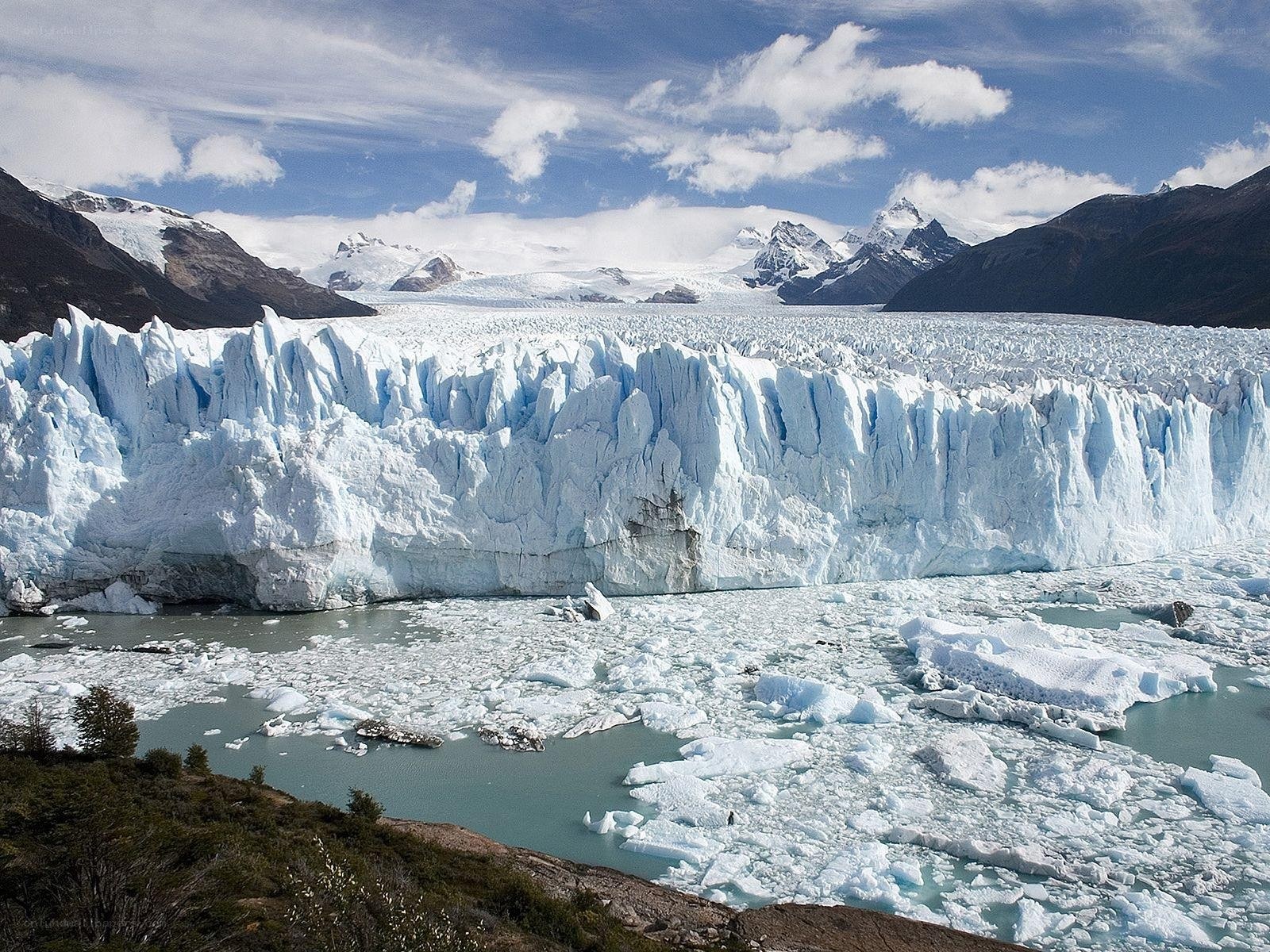 Glacier calving into a lake