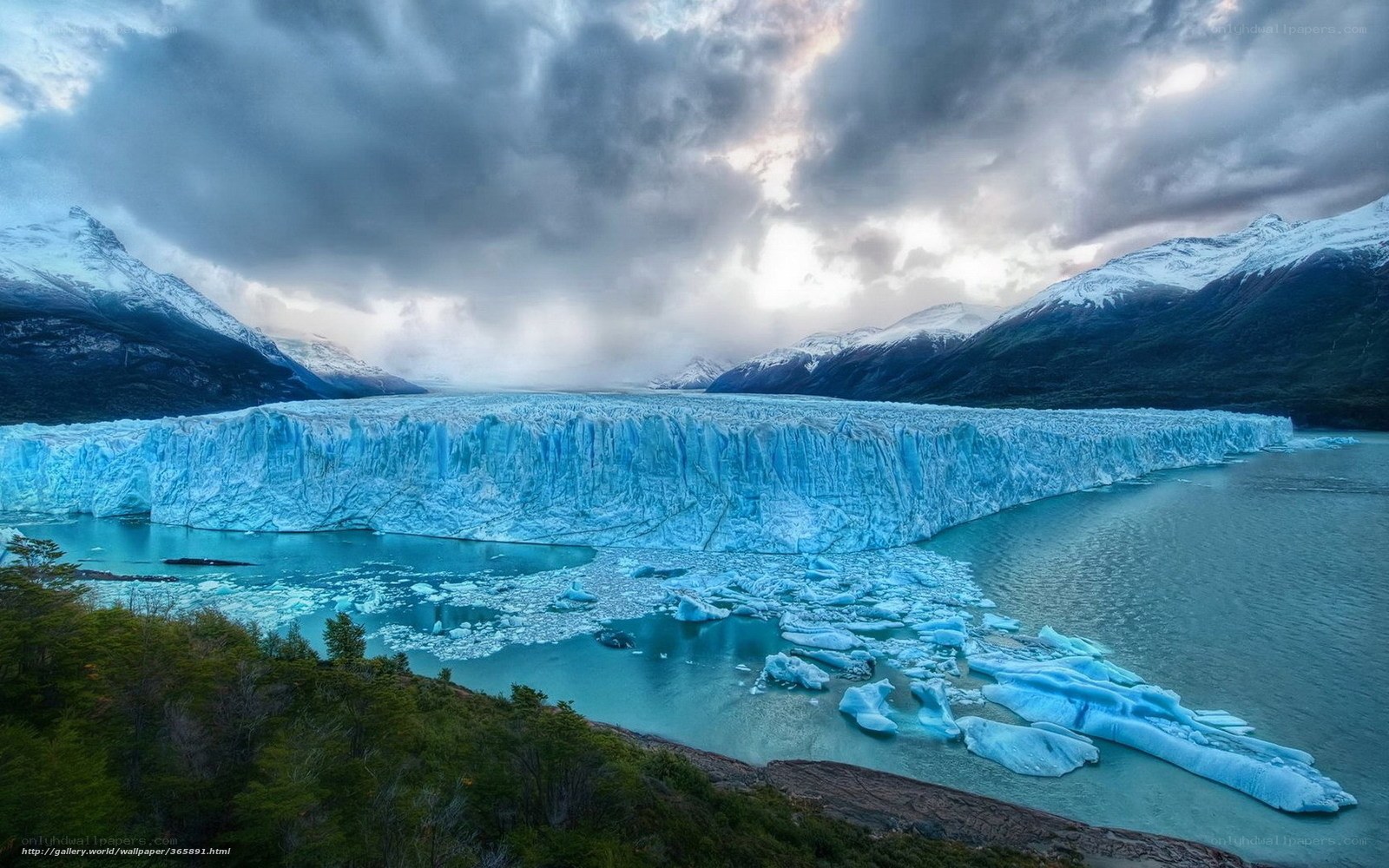 Glacier calving into a lake