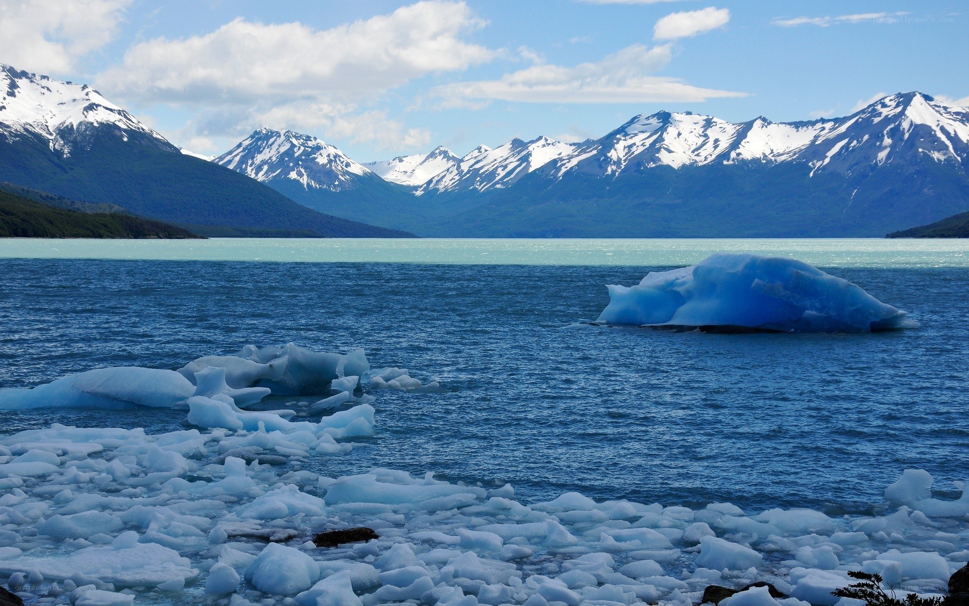 Glacier ice in a mountain lake