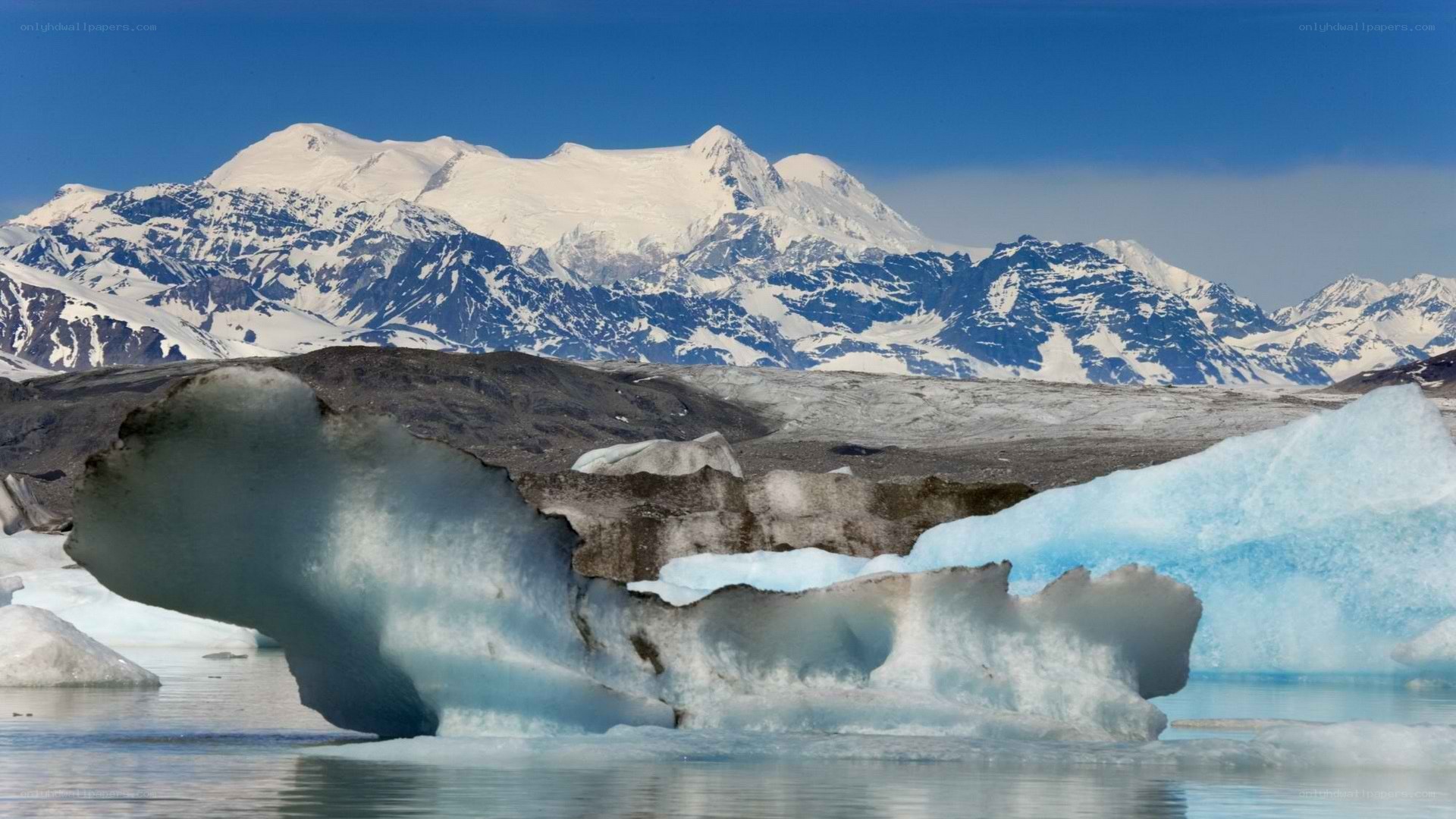 Glacier ice in a mountain landscape