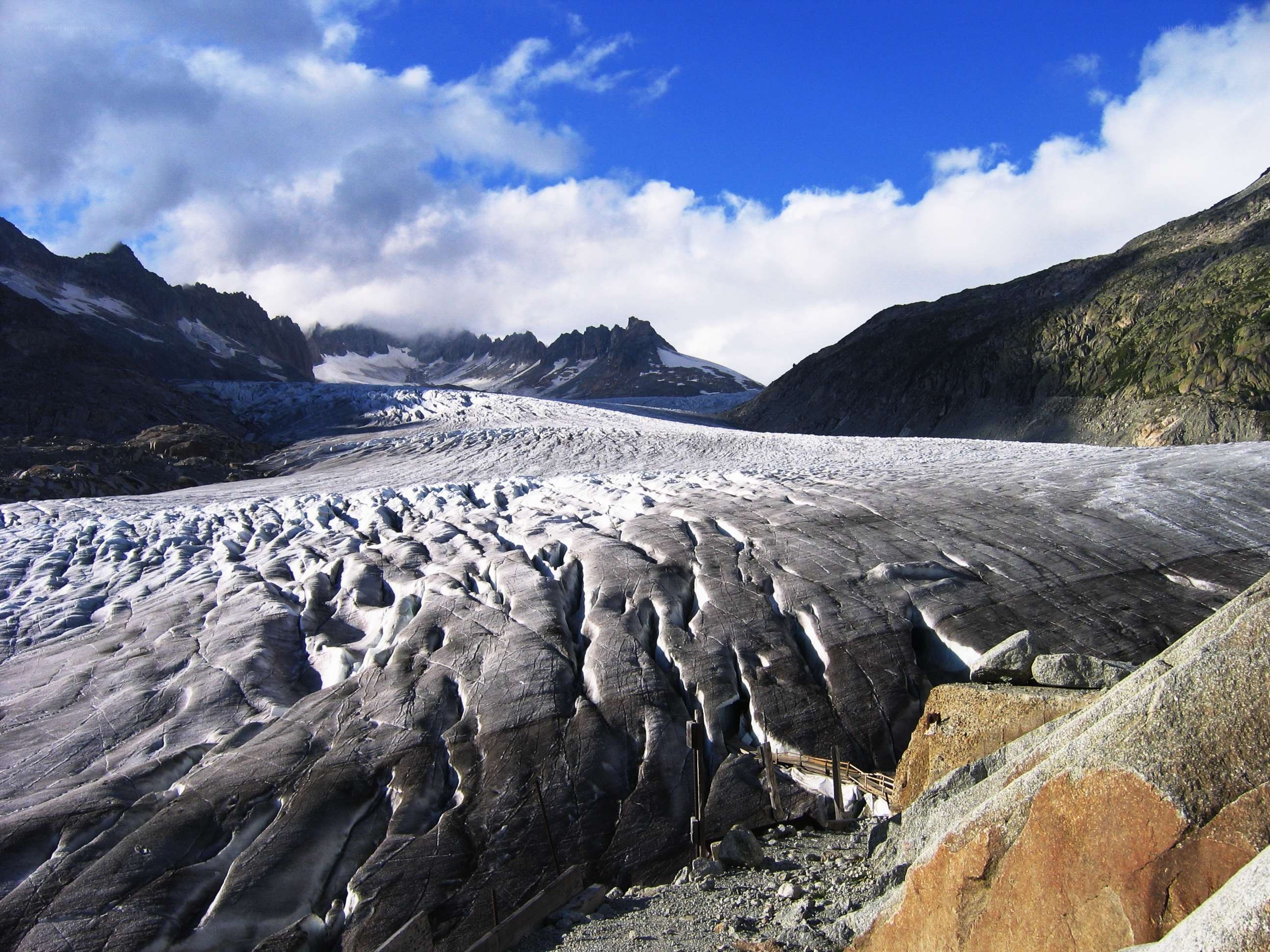 Glacier in mountain valley