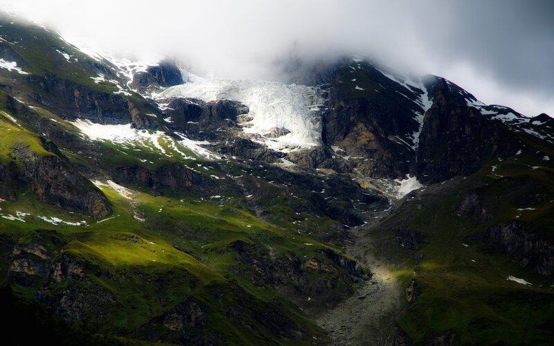 Glacier in Mountain Valley — Green, Dramatic, Photograph, Snow
