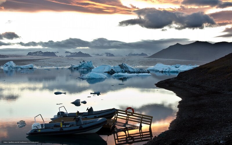 Glacier lagoon at sunset