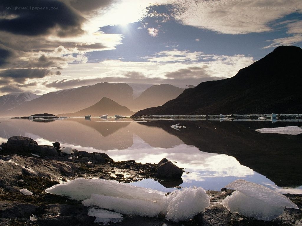 Glacier lagoon at sunset