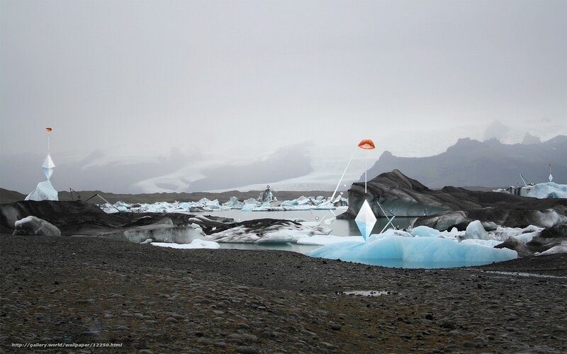Glacier lagoon with ice sculptures
