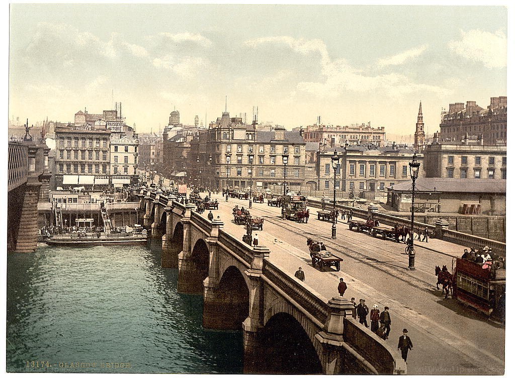 Glasgow Bridge scene