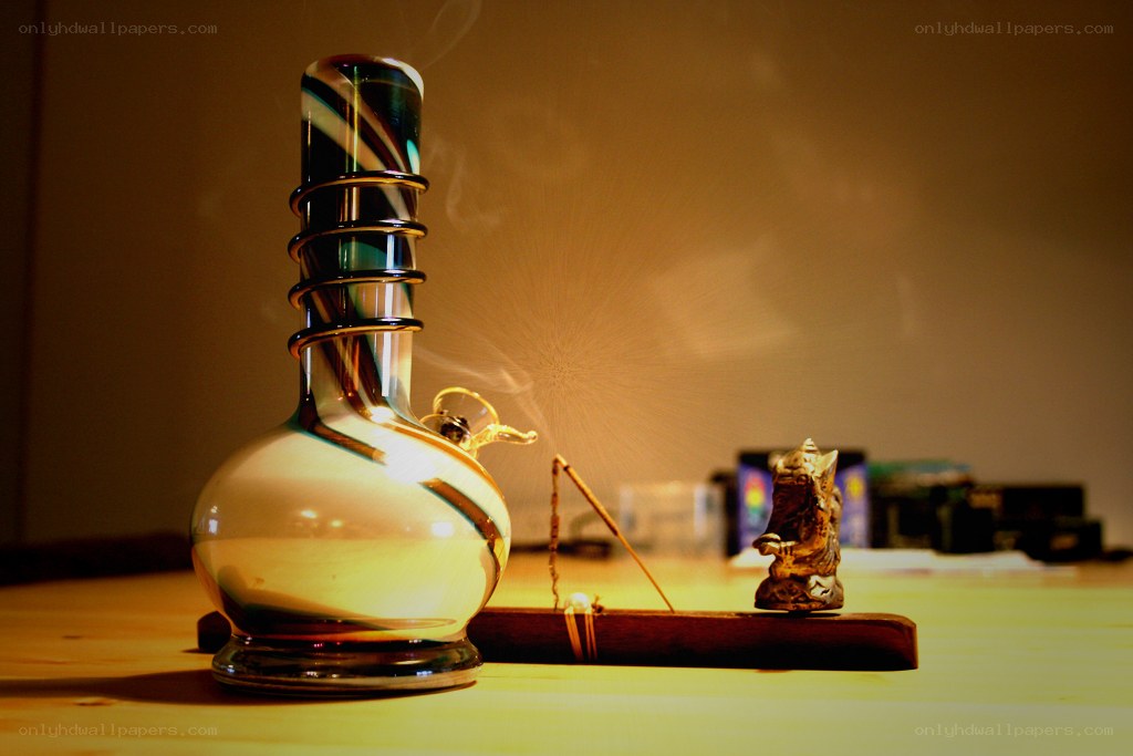 Glass bong with smoke