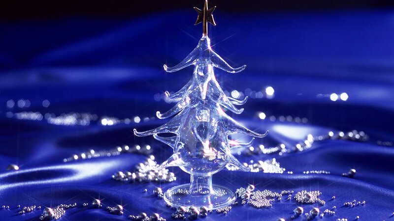 Glass Christmas Tree — Blue, Festive