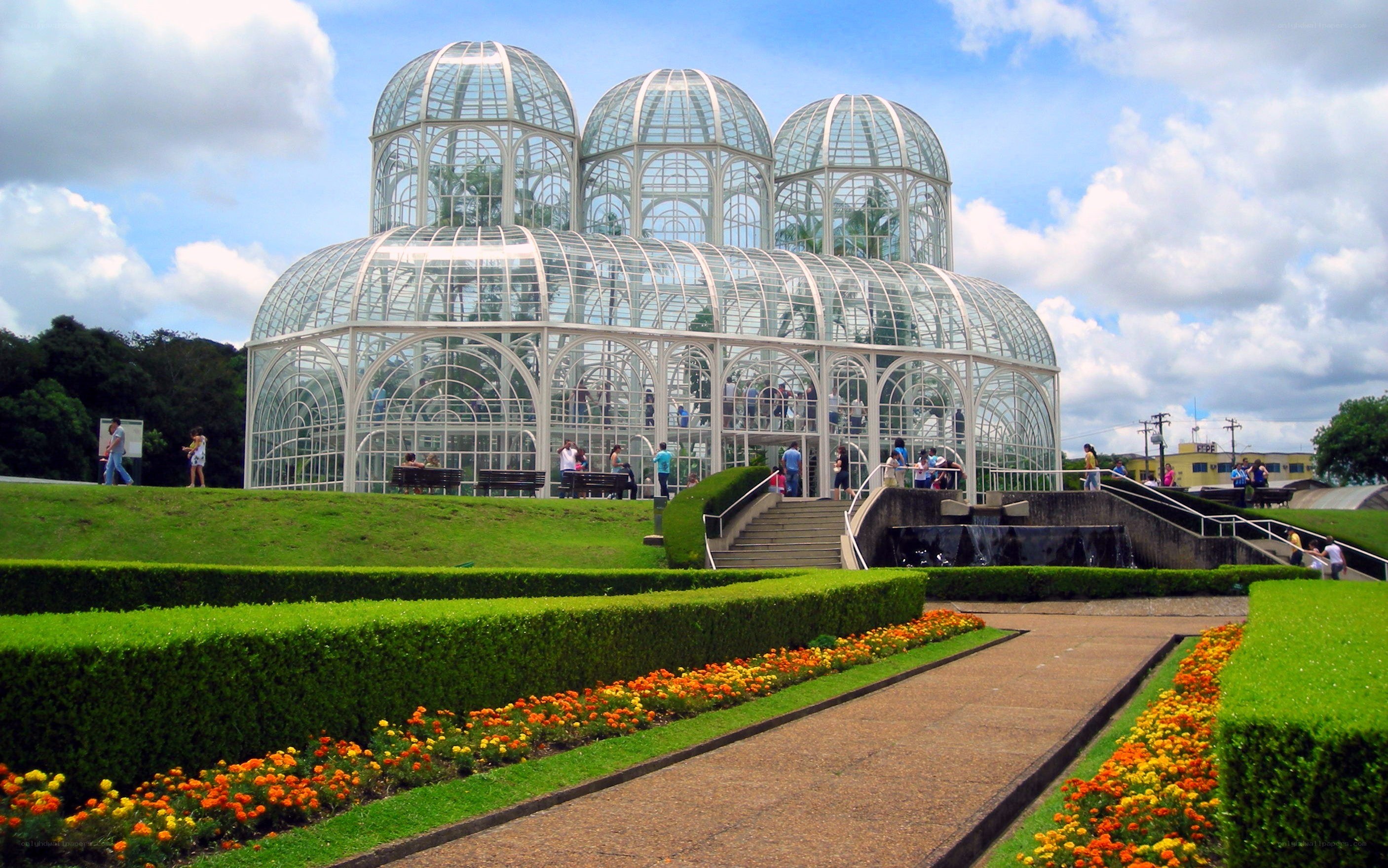 Glass conservatory in a botanical garden