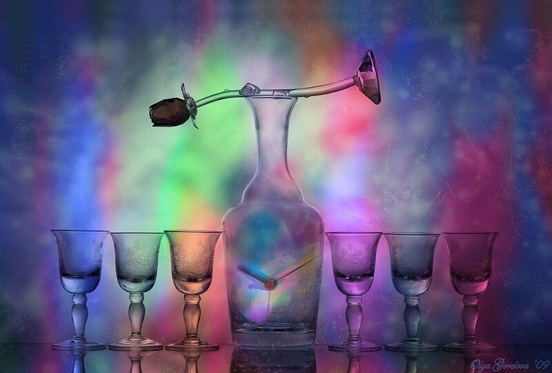 Glass Decanter with Wine Glasses