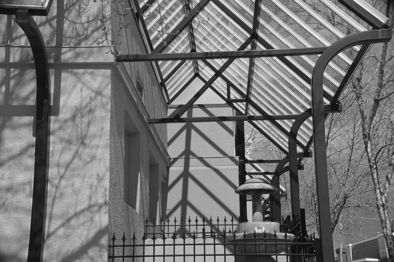 Glass-roofed Walkway