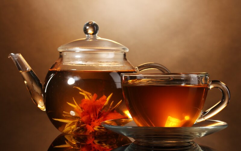 Glass Teapot and Cup
