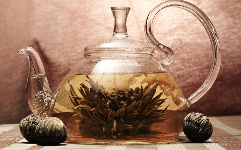 Glass Teapot with Blooming Tea — Brown, Serene