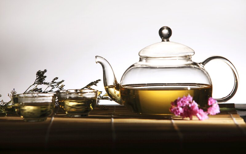 Glass Teapot with Cups — Yellow