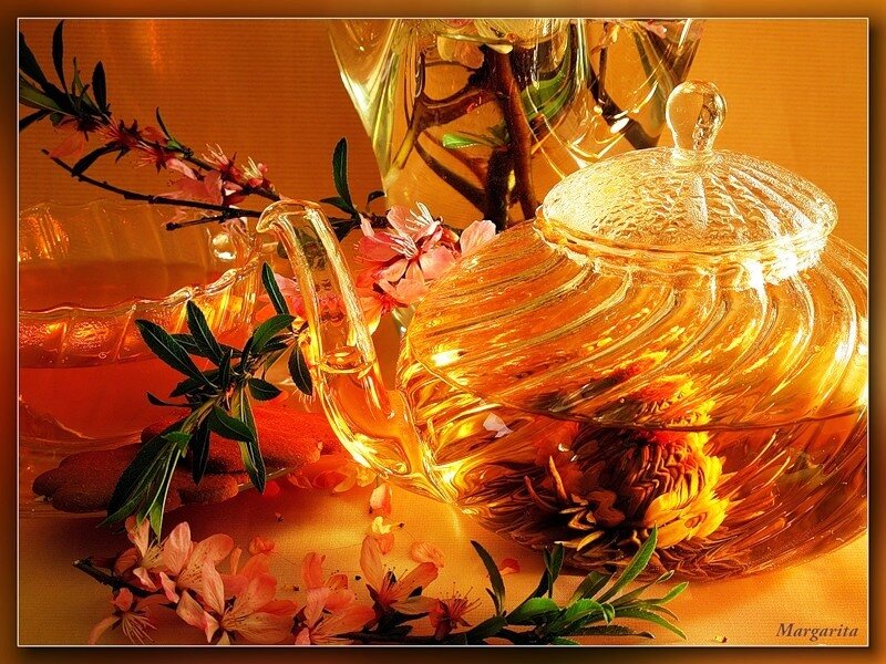 Glass Teapot with Flowers