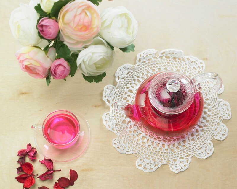 Glass Teapot with Tea — Pink