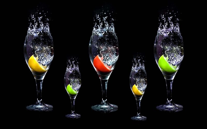 Glasses with Fruit Slices