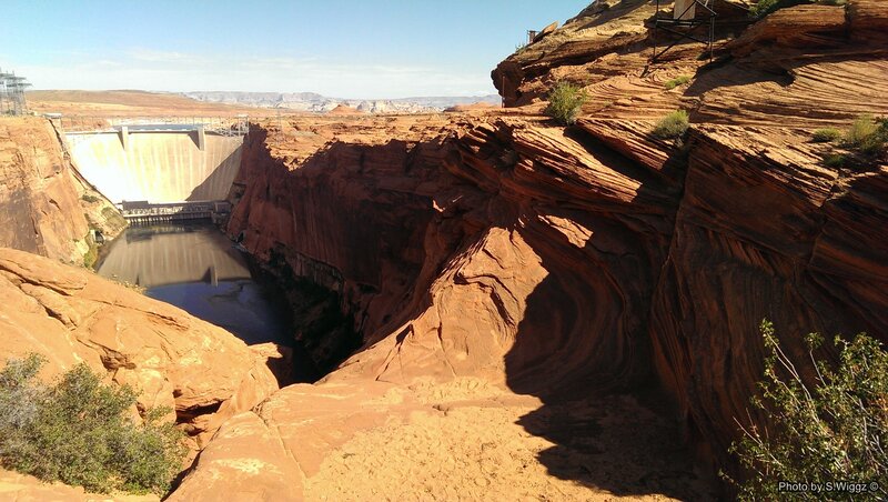 Glen Canyon Dam — Red