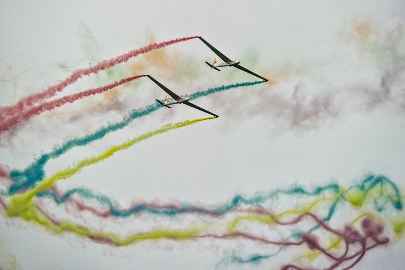 Gliders in Formation