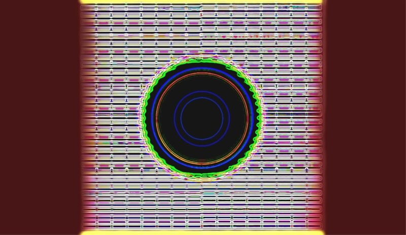Glitchy Circular Pattern