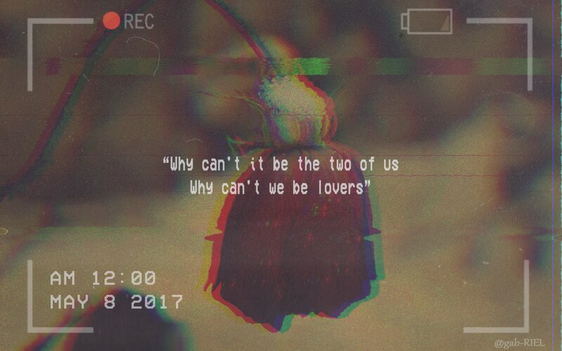 Glitchy Flower
