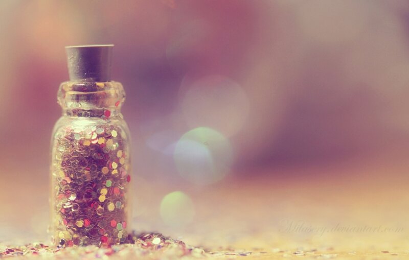Glitter Bottle with Confetti — Gold