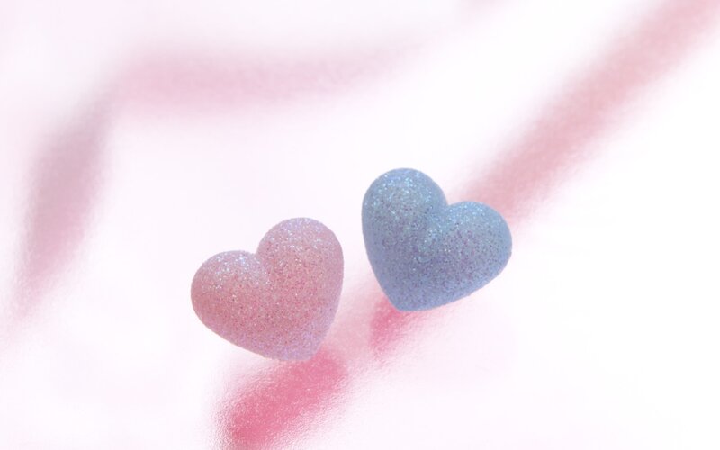 glitter hearts on pink