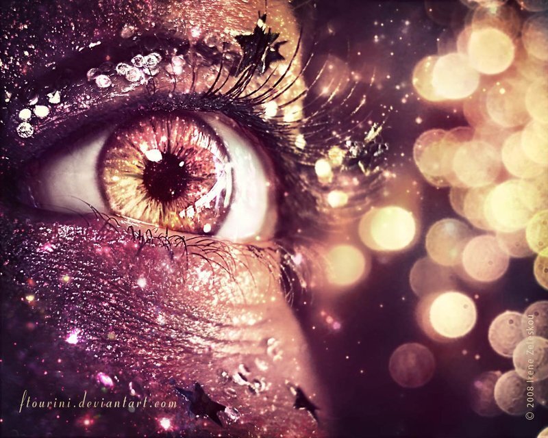 glittery eye with bokeh