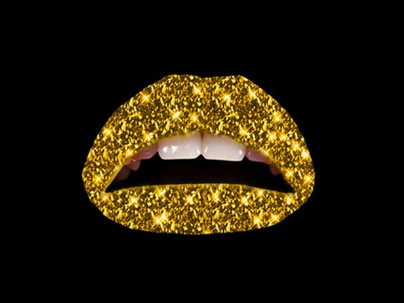 Glittery Golden Lips