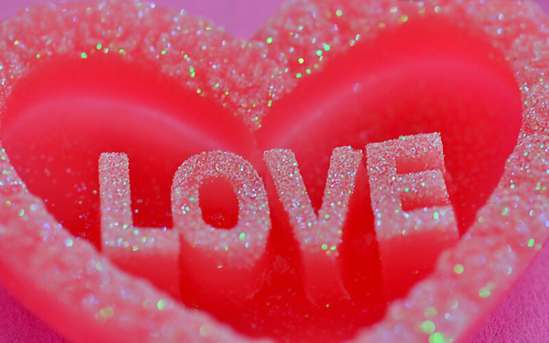 Glittery Red Heart — Festive