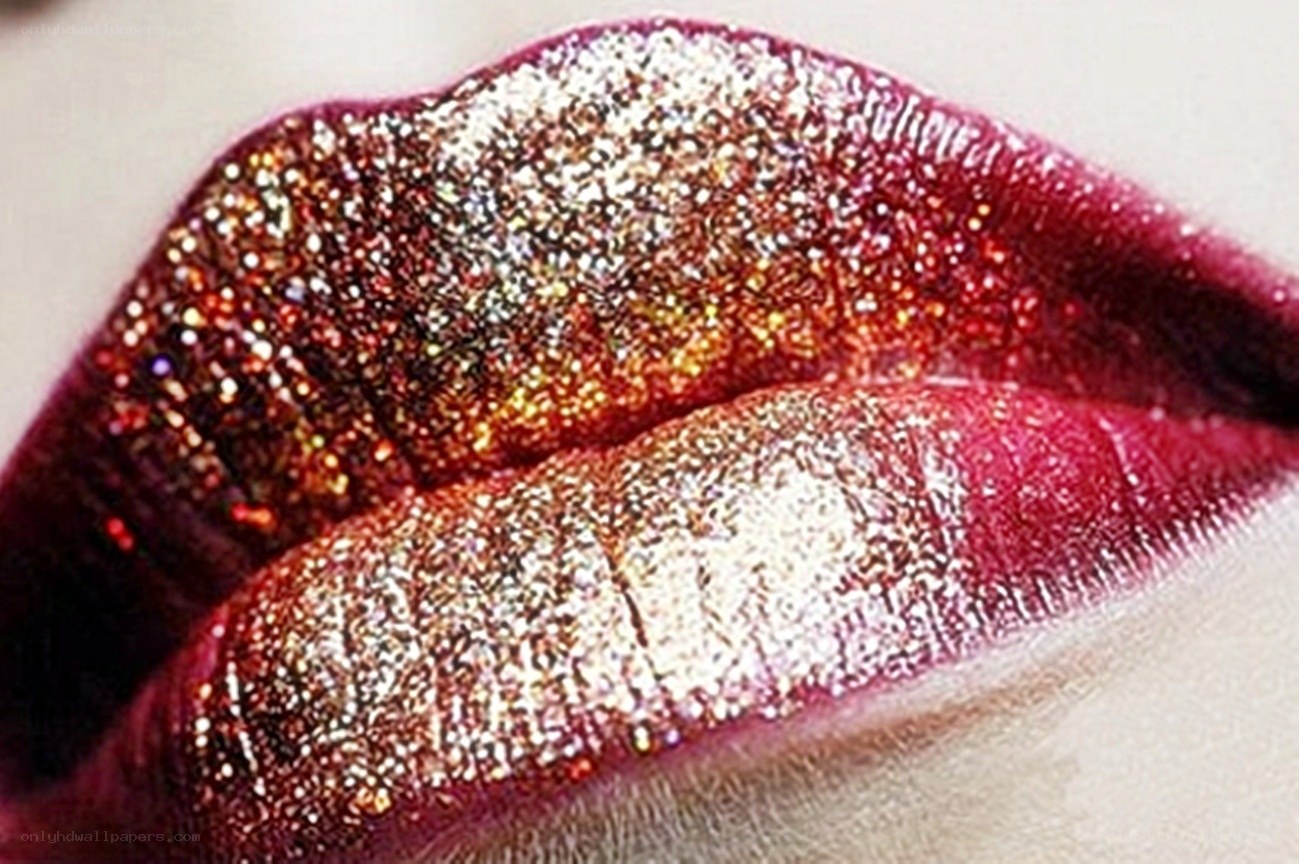 glittery red lips