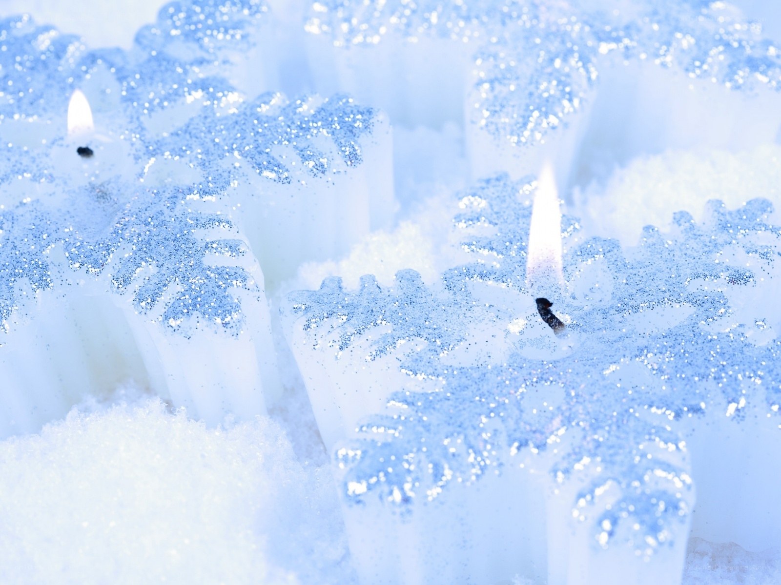 glittery snowflake candles