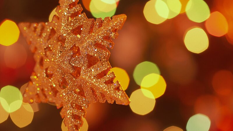 Glittery Snowflake Ornament — Gold