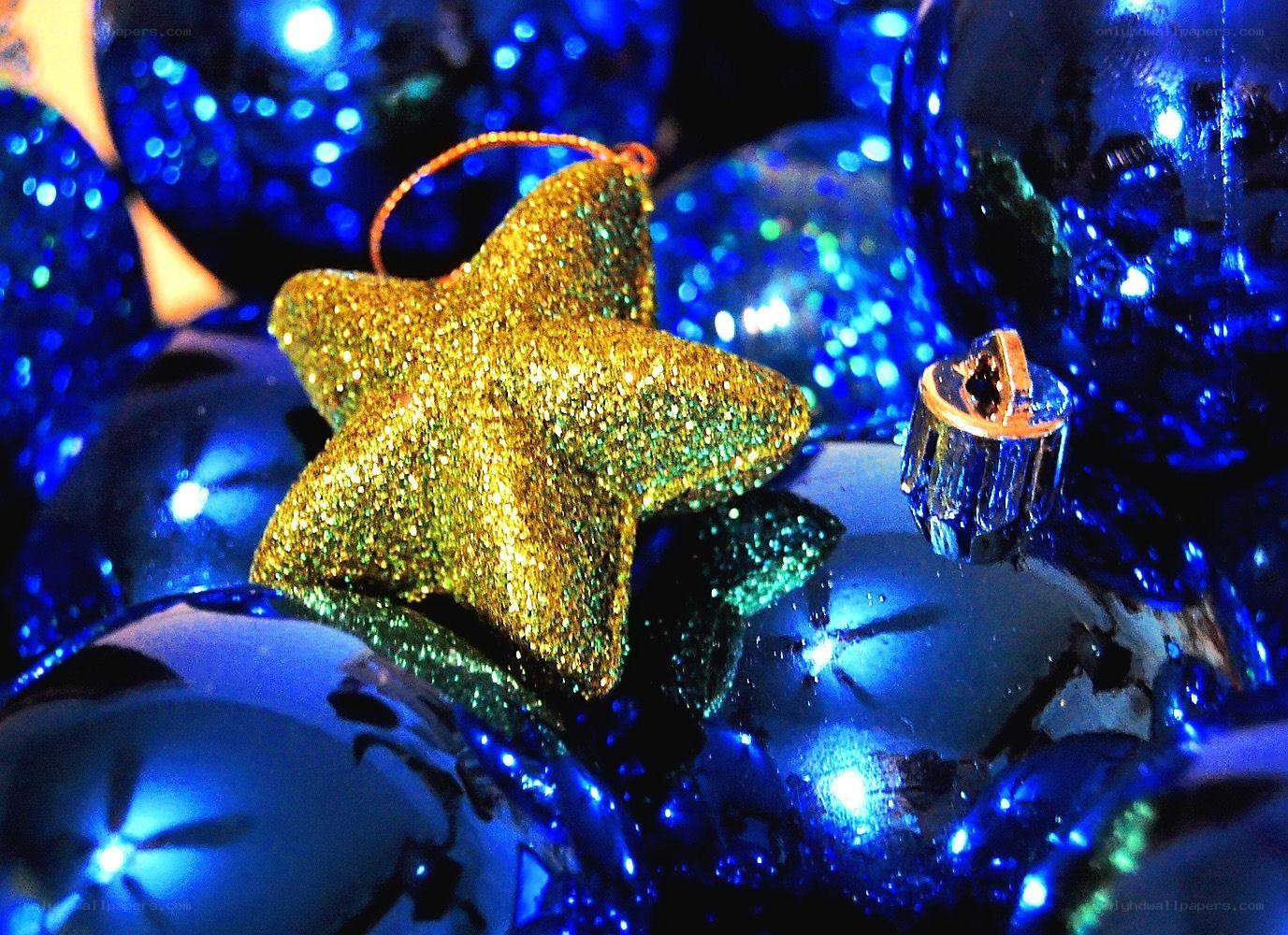 glittery star ornament