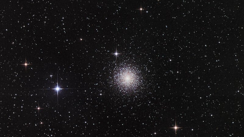 Globular star cluster in space