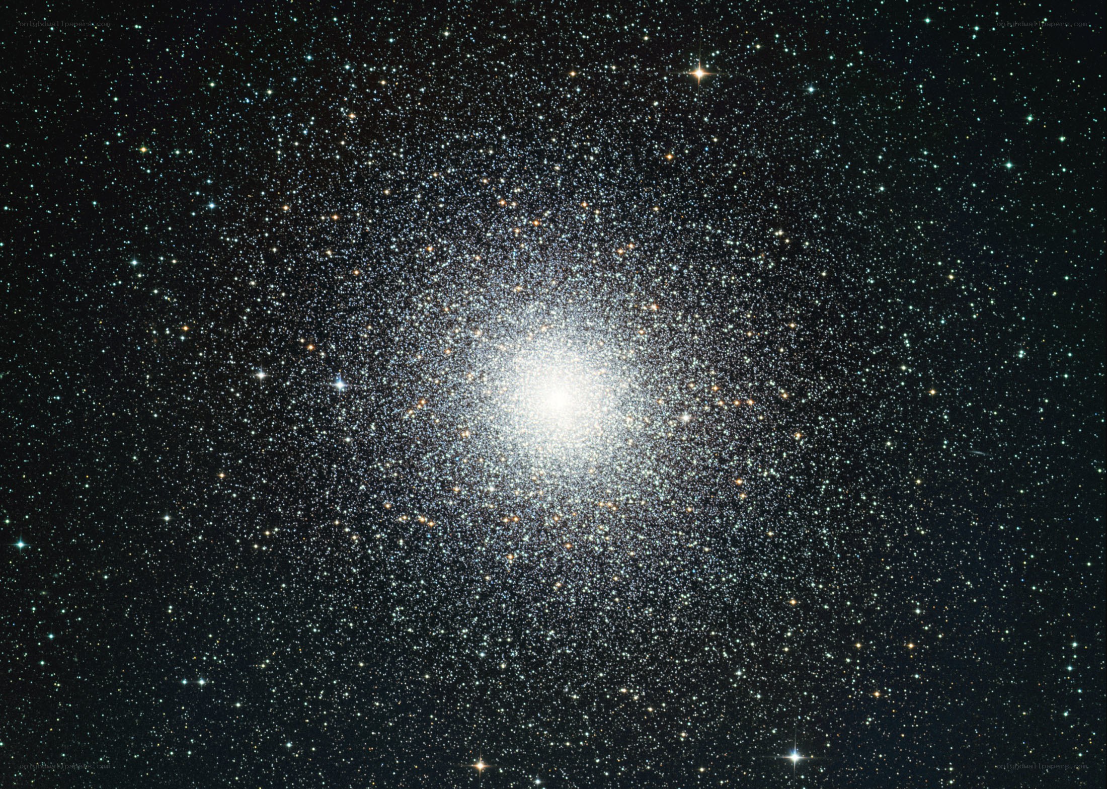 Globular star cluster M13