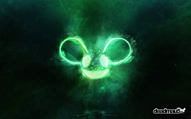 Glowing Green Mask — Dark, Mysterious