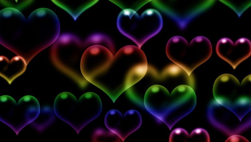 Glowing Hearts on Black — Dreamy