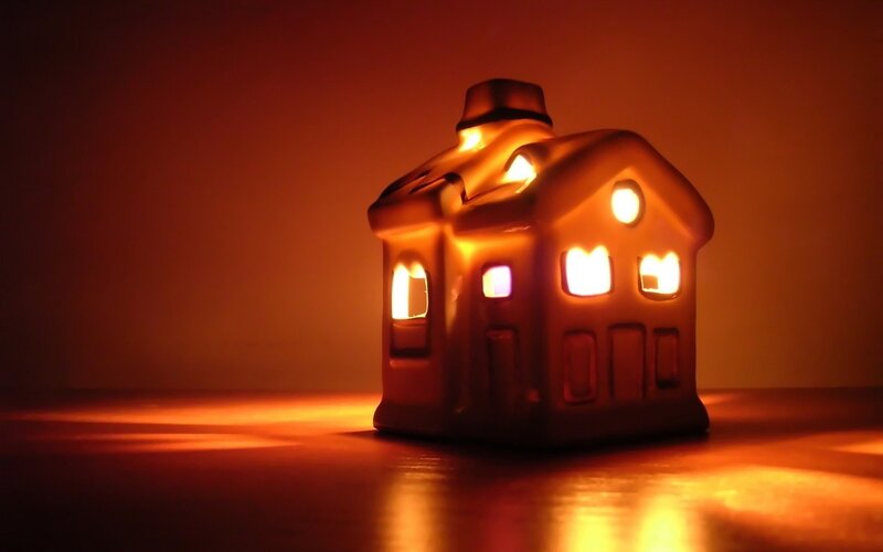 Glowing House-shaped Lantern