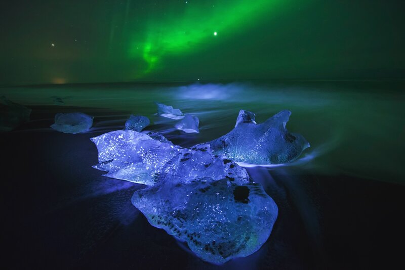 Glowing Ice Chunks